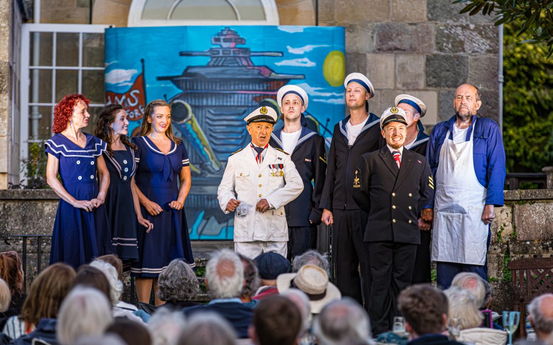 H.M.S.Pinafore